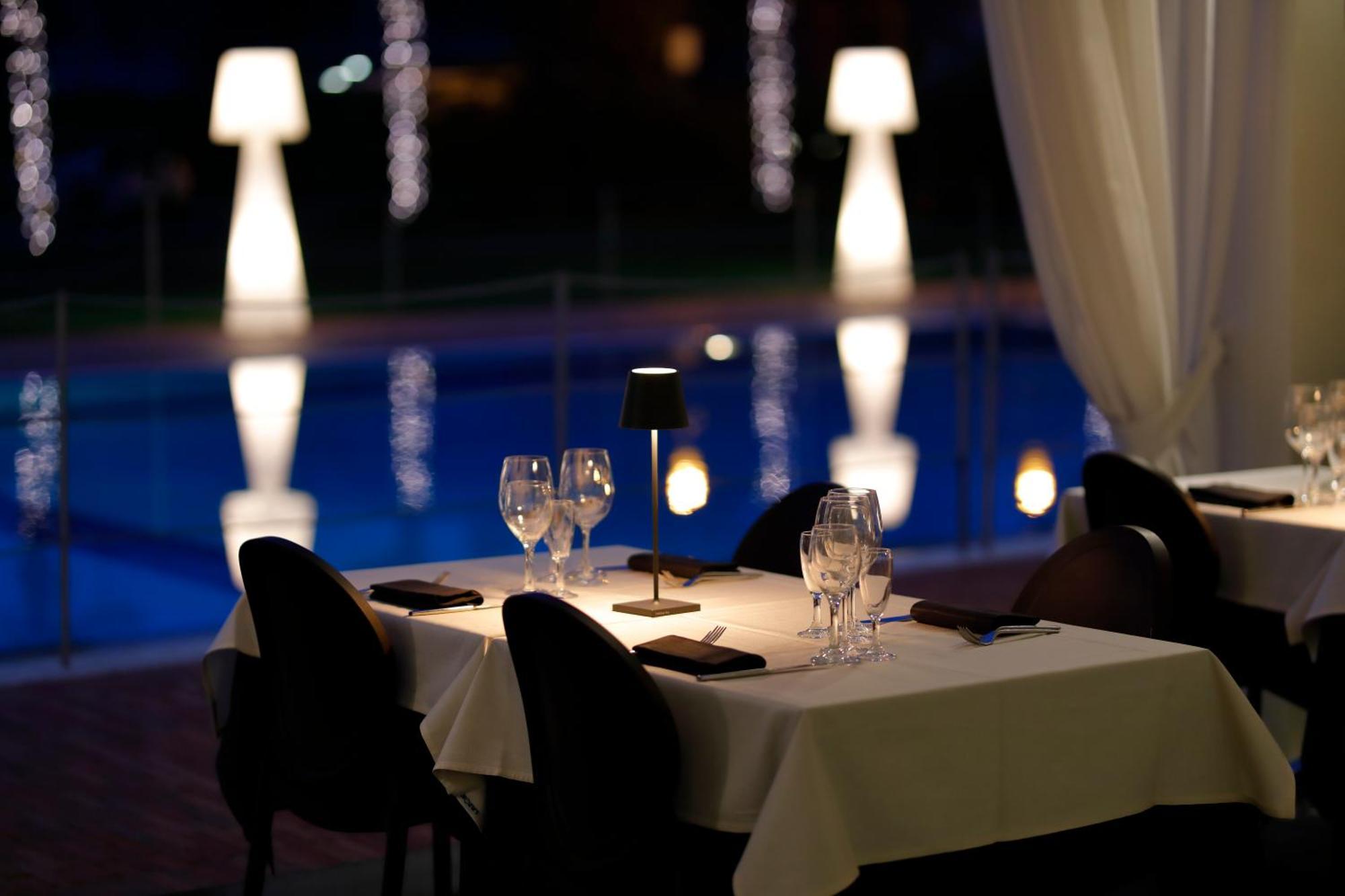 The Sydney Hotel Bolonia Exterior foto