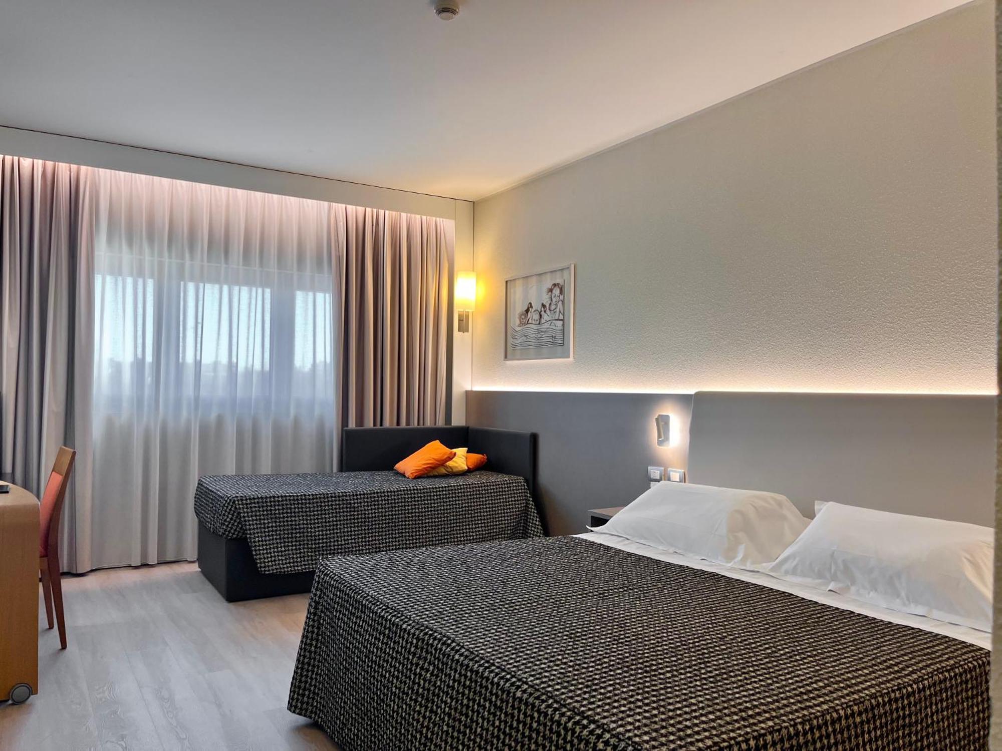 The Sydney Hotel Bolonia Exterior foto