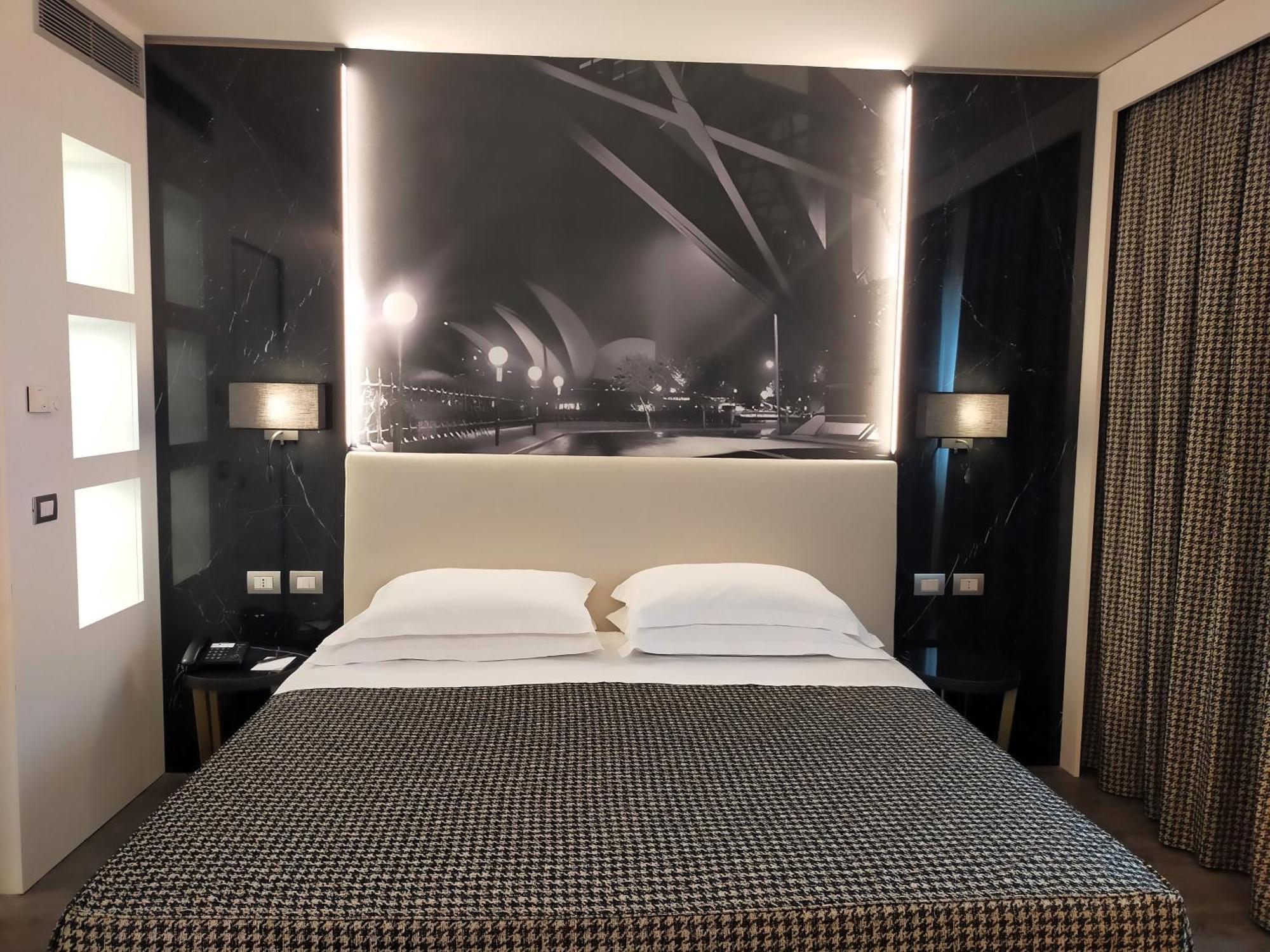The Sydney Hotel Bolonia Exterior foto
